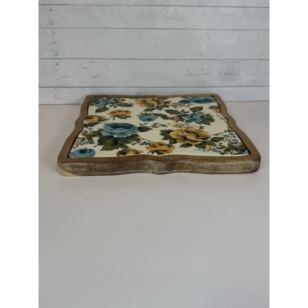 The Pioneer Woman Rose Shadow Trivet Ceramic Insert Wood Base Floral Tray